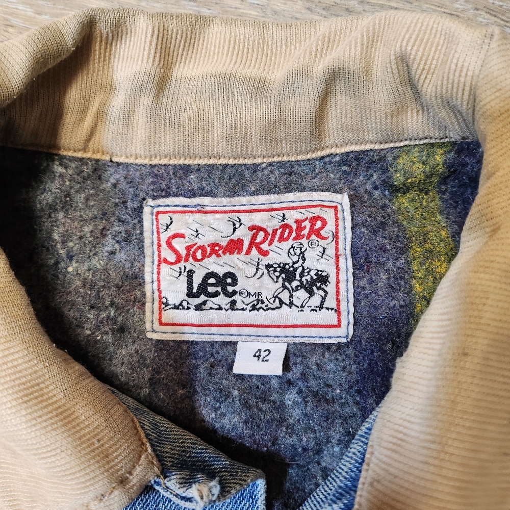Vintage 70s Storm Rider Heavy Liner Lee Denim Jacket with Beige Collar Boxy Fit - Picture 6 of 12